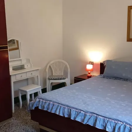 The Englishman's Home. Near Many Beautiful Beaches Cuglieri